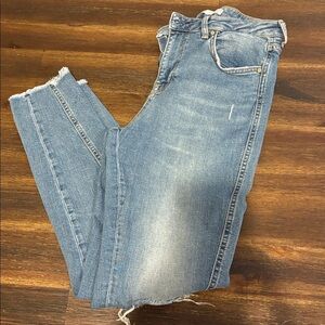 Zara Basic Dept Light Blue Denim Jeans